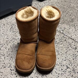 UGG AUSTRALIA BOOTS CLASSIC SHORT II SUEDE SHEEPSKIN CHESTNUT SIZE 8